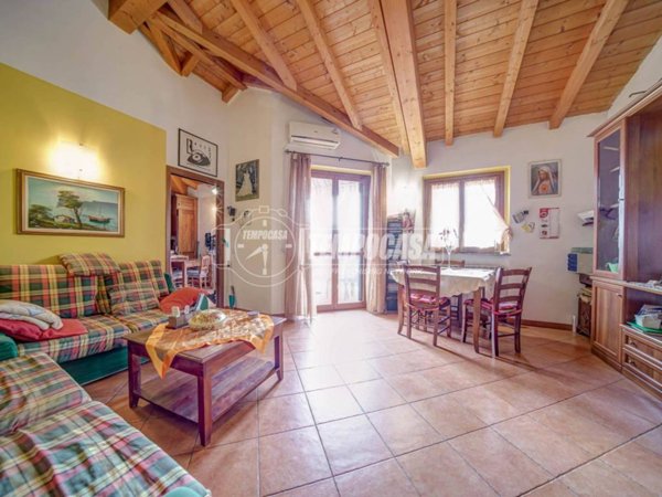 appartamento in vendita a Fagnano Olona