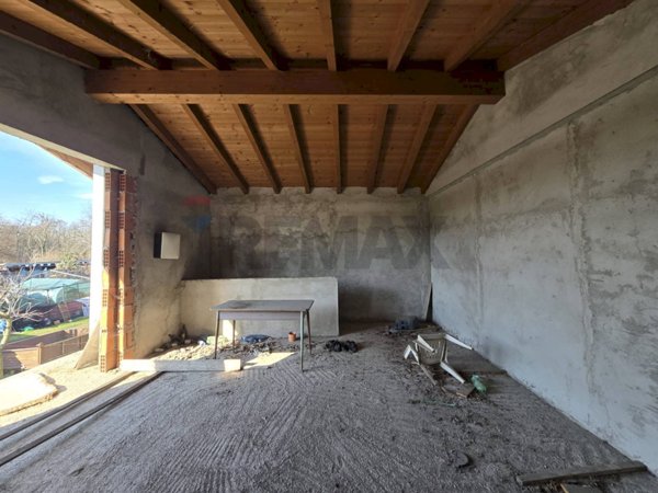 casale in vendita a Fagnano Olona in zona Balzarine