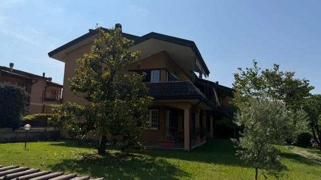 appartamento in vendita a Fagnano Olona