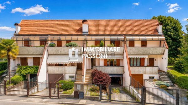casa indipendente in vendita a Fagnano Olona