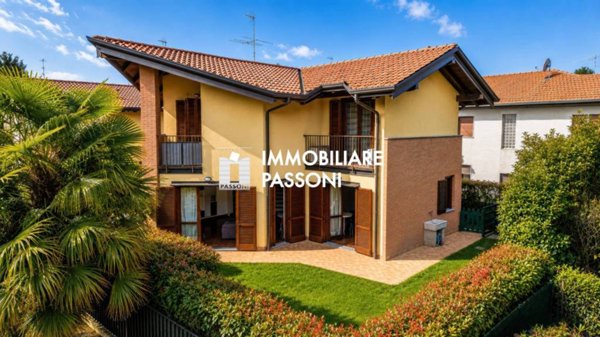 casa indipendente in vendita a Fagnano Olona