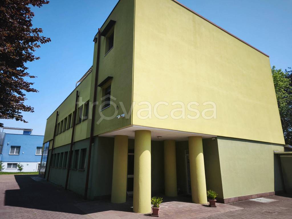appartamento in vendita a Fagnano Olona in zona Fornaci