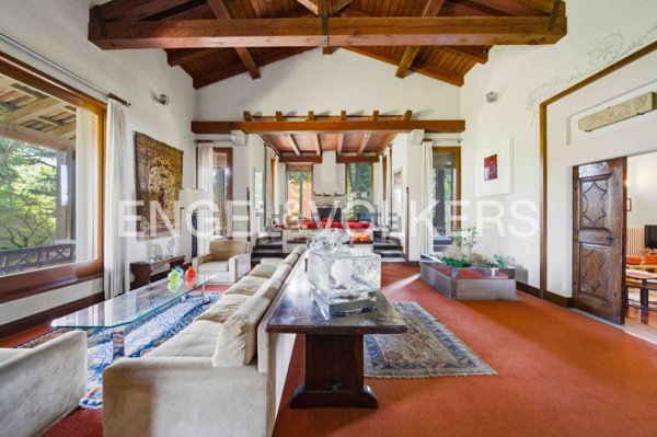 casa indipendente in vendita a Fagnano Olona
