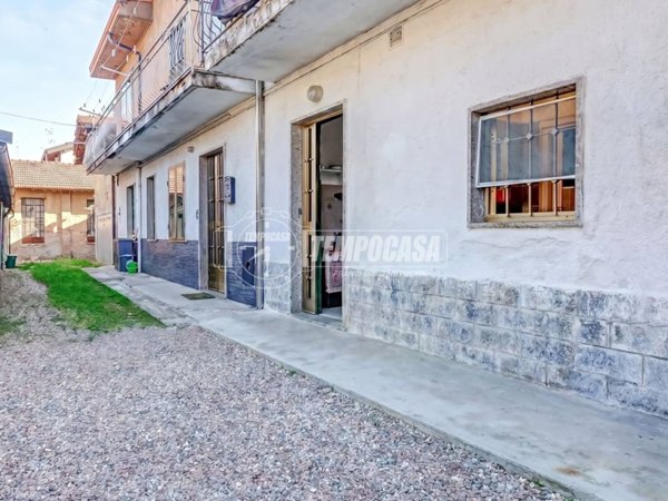 appartamento in vendita a Fagnano Olona