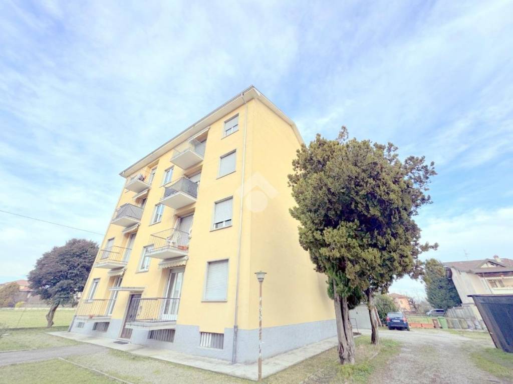 appartamento in vendita a Fagnano Olona