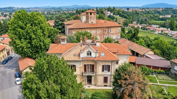 casa indipendente in vendita a Fagnano Olona