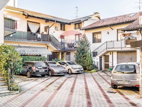 appartamento in vendita a Ferno