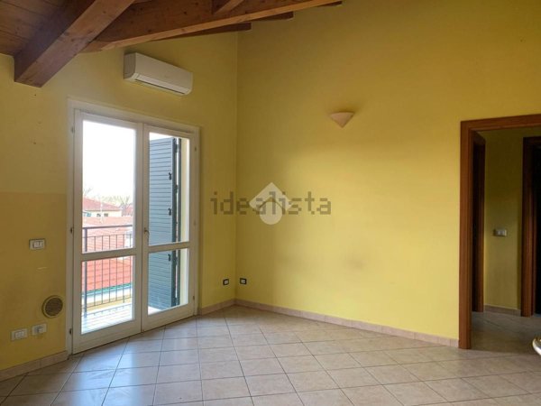 appartamento in vendita a Ferno