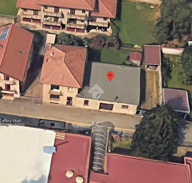 casa indipendente in vendita a Ferno
