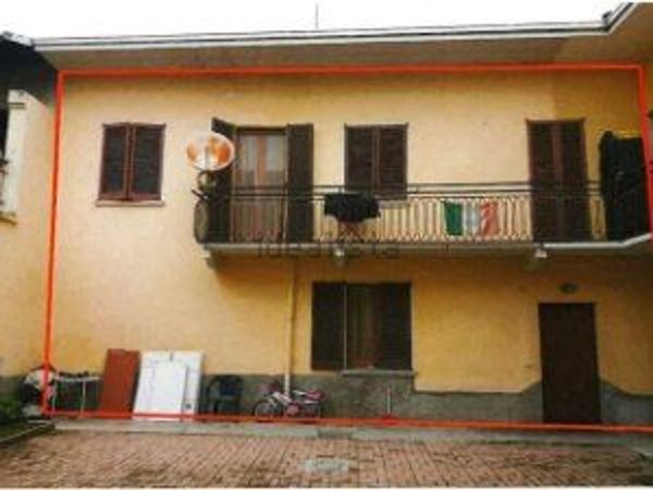 appartamento in vendita a Ferno in zona San Macario