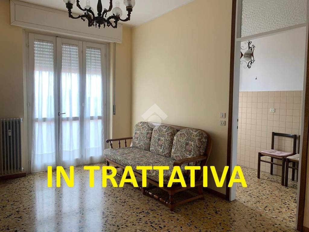 appartamento in vendita a Ferno in zona San Macario