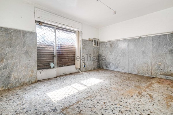 bivano in vendita a Ferno