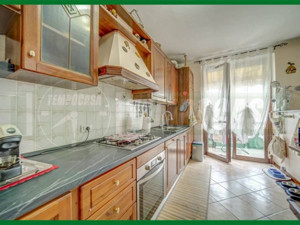 appartamento in vendita a Ferno