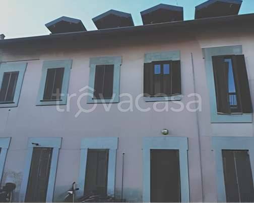 appartamento in vendita a Ferno