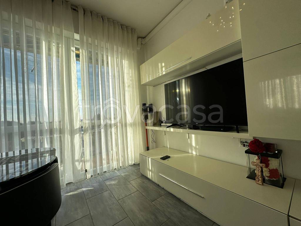 appartamento in vendita a Ferno