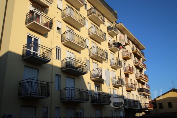 appartamento in vendita a Ferno in zona San Macario