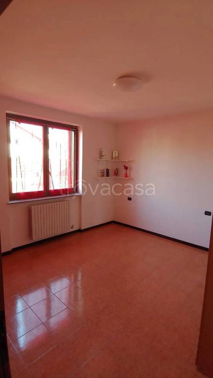 casa indipendente in vendita a Ferno