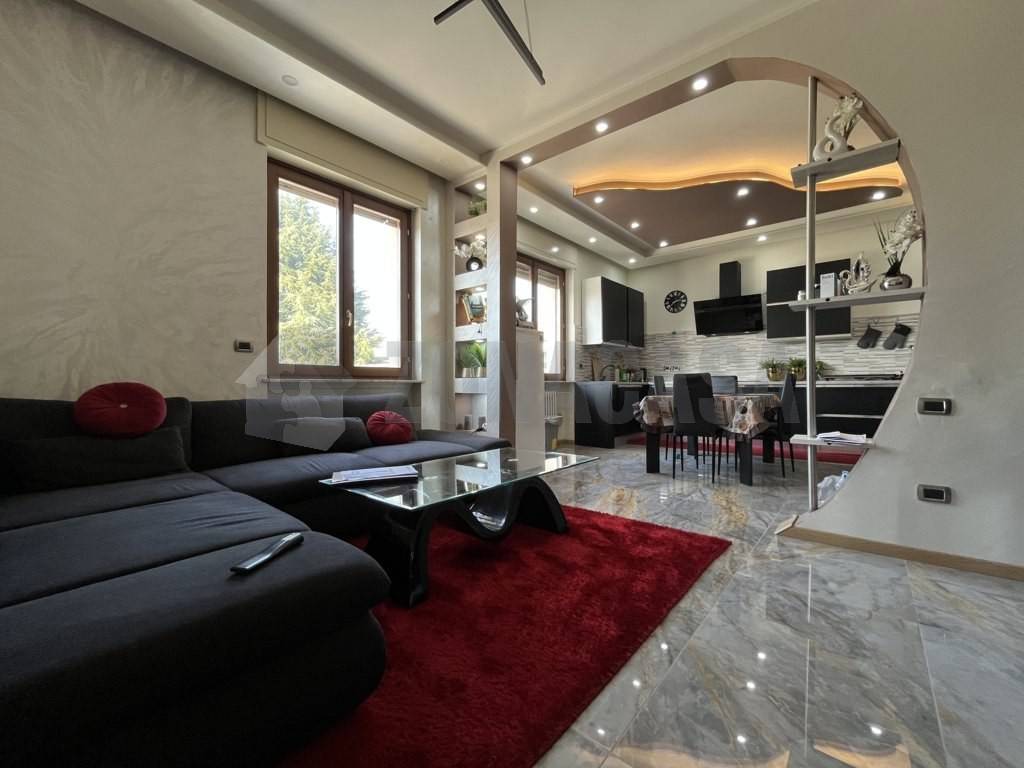 appartamento in vendita a Ferno