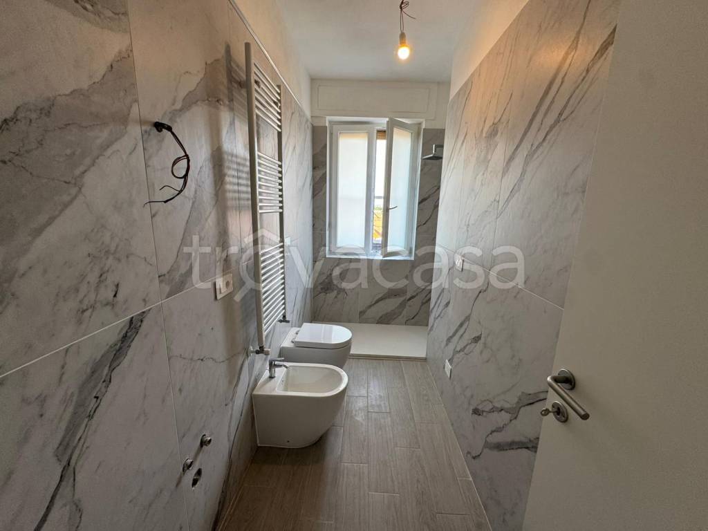 appartamento in vendita a Ferno in zona San Macario