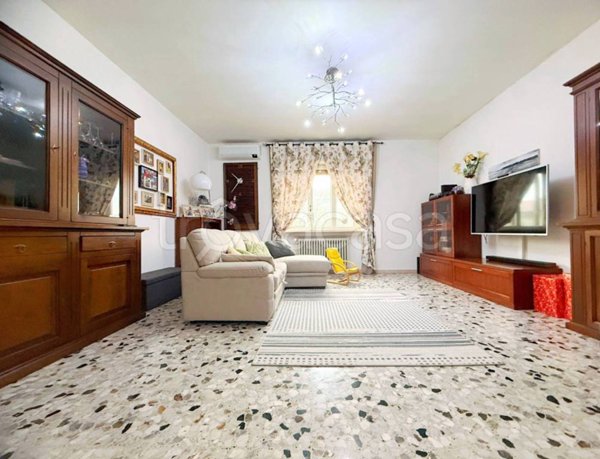 appartamento in vendita a Ferno