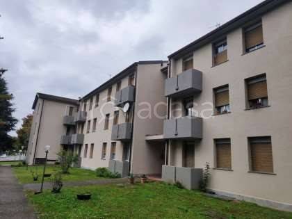 appartamento in vendita a Ferno in zona San Macario