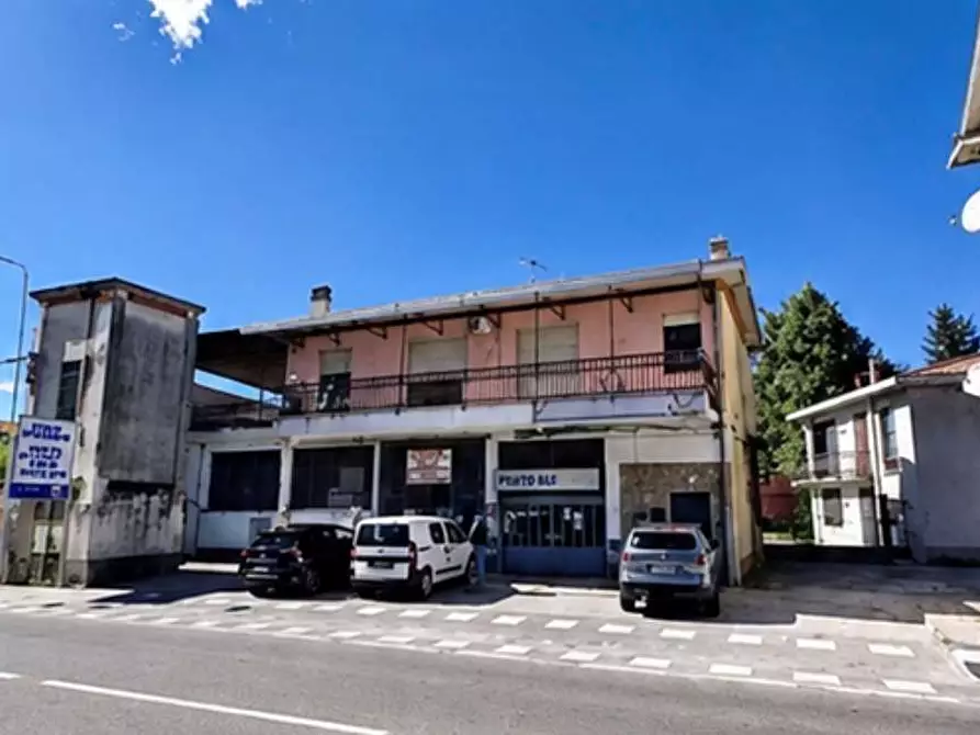 appartamento in vendita a Ferno in zona San Macario