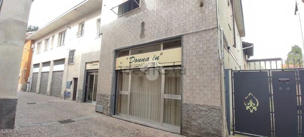 appartamento in vendita a Ferno in zona San Macario