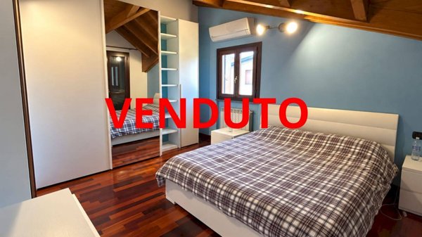 appartamento in vendita a Ferno in zona San Macario