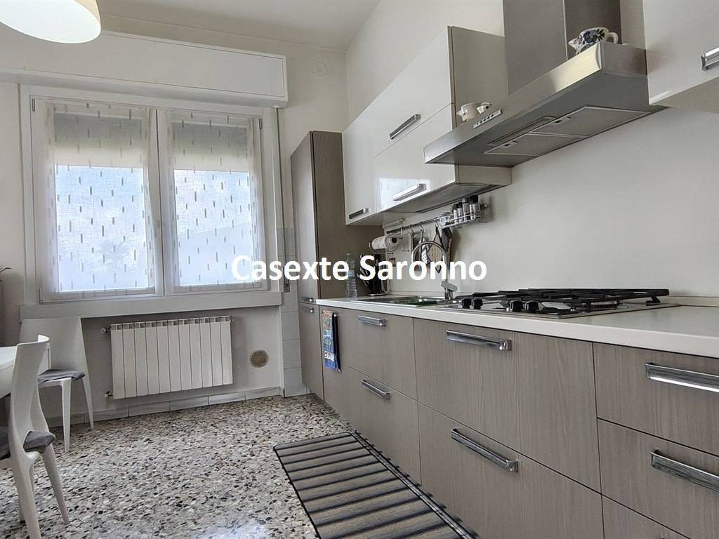 casa indipendente in vendita a Ferno in zona San Macario