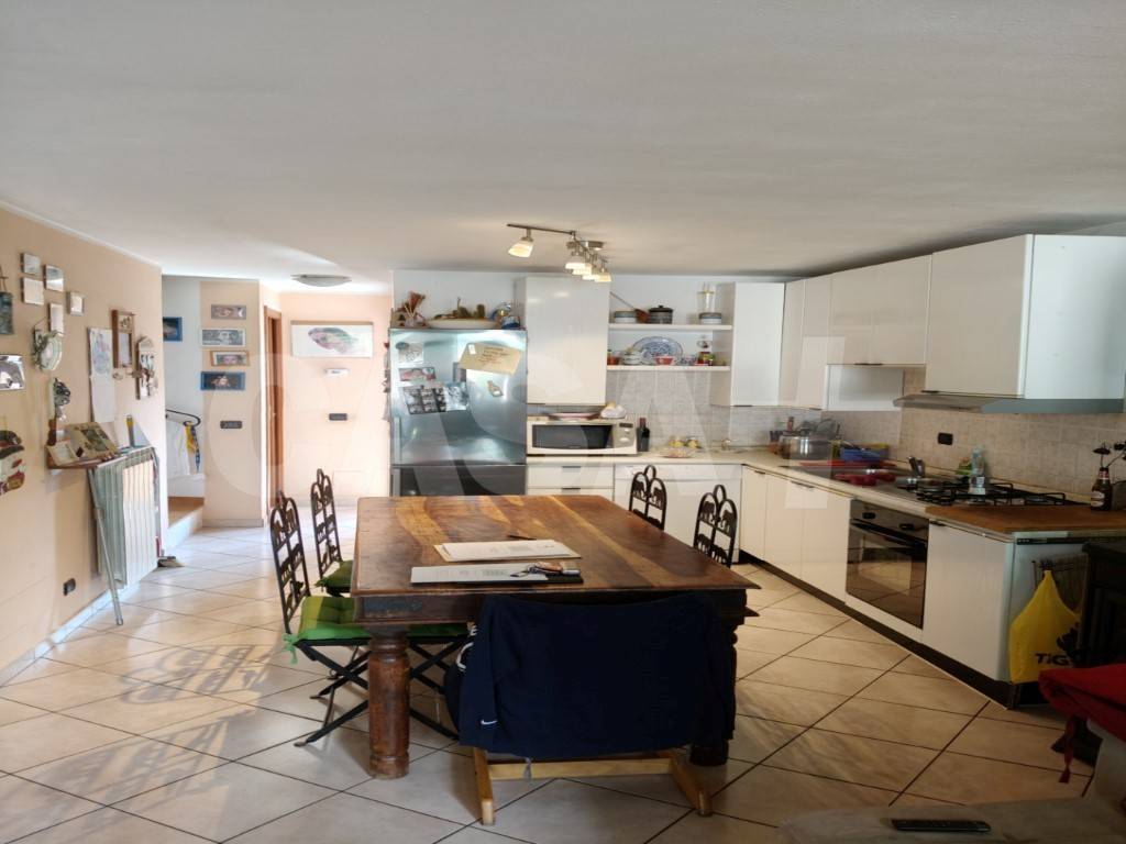 casa indipendente in vendita a Ferrera di Varese