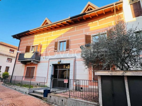 appartamento in vendita a Ferrera di Varese