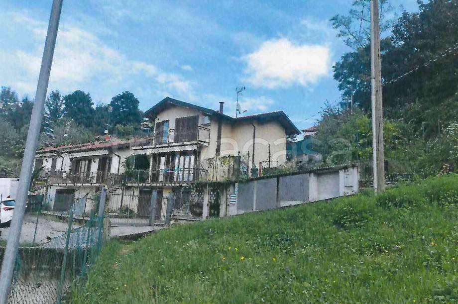 appartamento in vendita a Ferrera di Varese