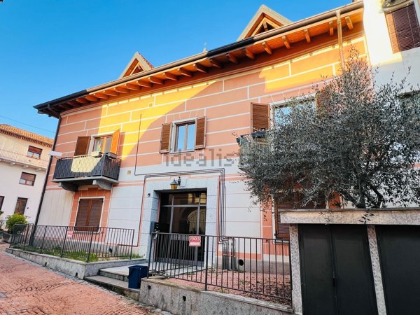 appartamento in vendita a Ferrera di Varese