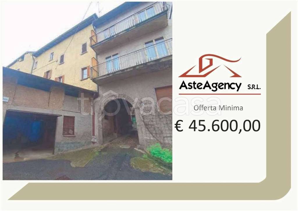 appartamento in vendita a Ferrera di Varese