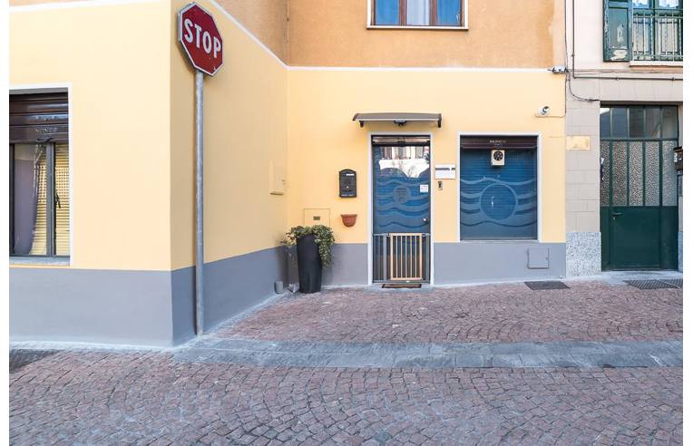 negozio in vendita a Ferrera di Varese