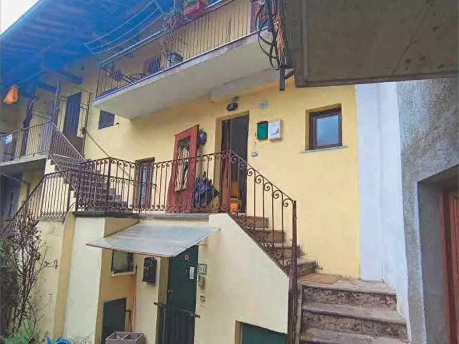 appartamento in vendita a Ferrera di Varese