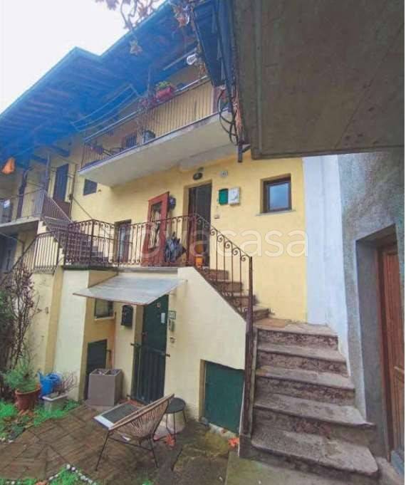 appartamento in vendita a Ferrera di Varese