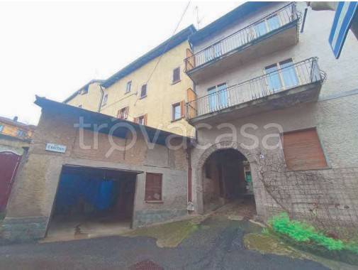 appartamento in vendita a Ferrera di Varese