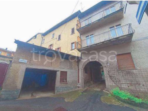 appartamento in vendita a Ferrera di Varese