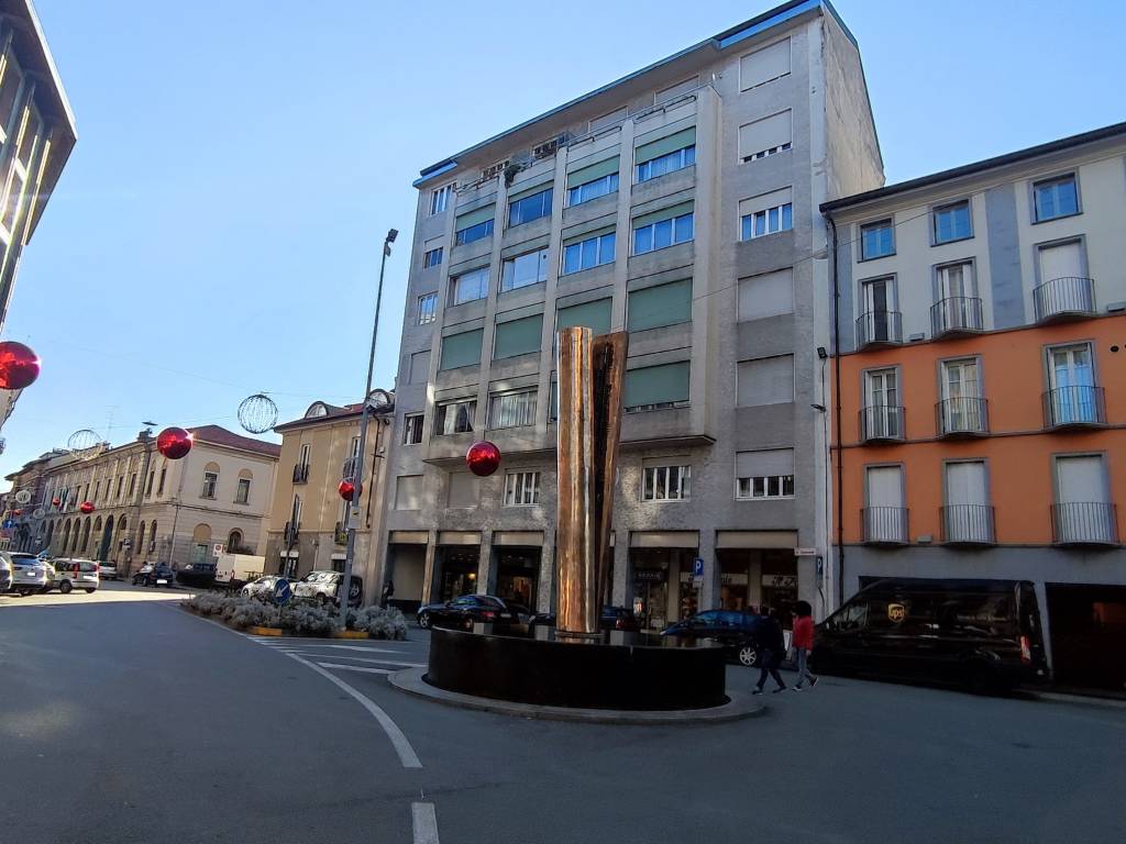 negozio in vendita a Gallarate