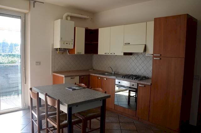 appartamento in vendita a Gallarate in zona Arnate