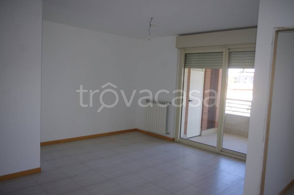 appartamento in vendita a Gallarate in zona Cascinetta