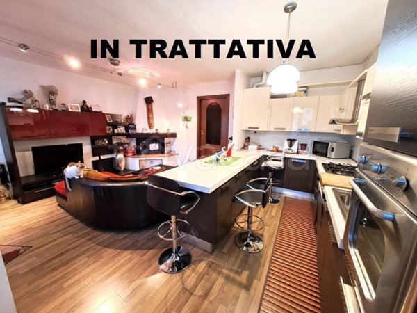 appartamento in vendita a Gallarate in zona Arnate