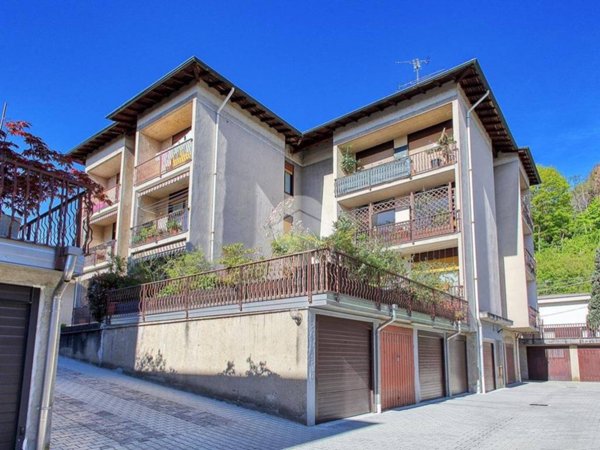 appartamento in vendita a Gallarate in zona Crenna