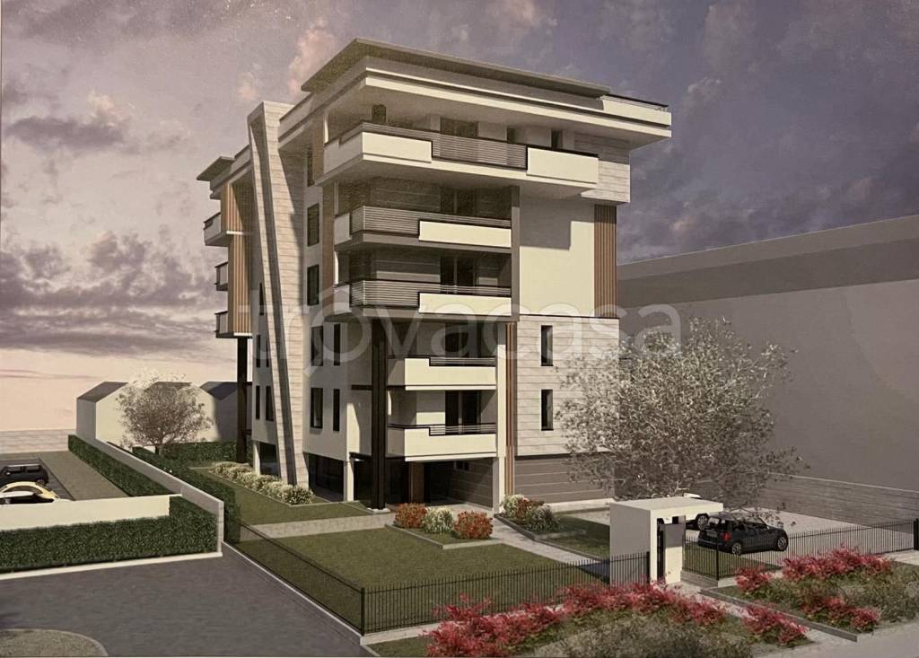 appartamento in vendita a Gallarate in zona Sciarè