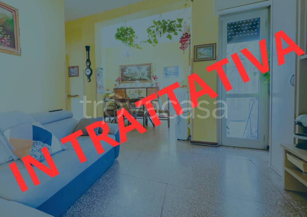 appartamento in vendita a Gallarate in zona Moriggia
