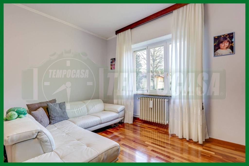 appartamento in vendita a Gallarate in zona Moriggia