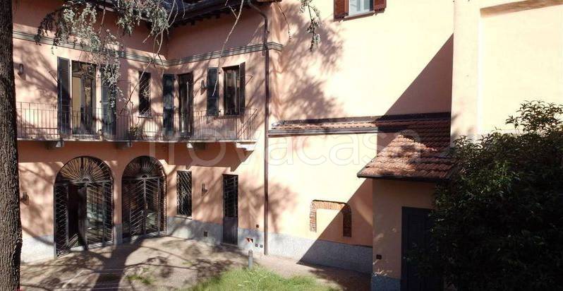 casa indipendente in vendita a Gallarate