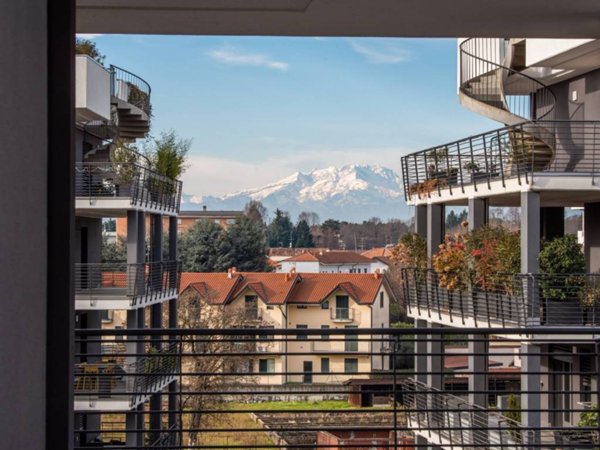 appartamento in vendita a Gallarate in zona Crenna