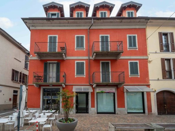 appartamento in vendita a Gallarate in zona Crenna